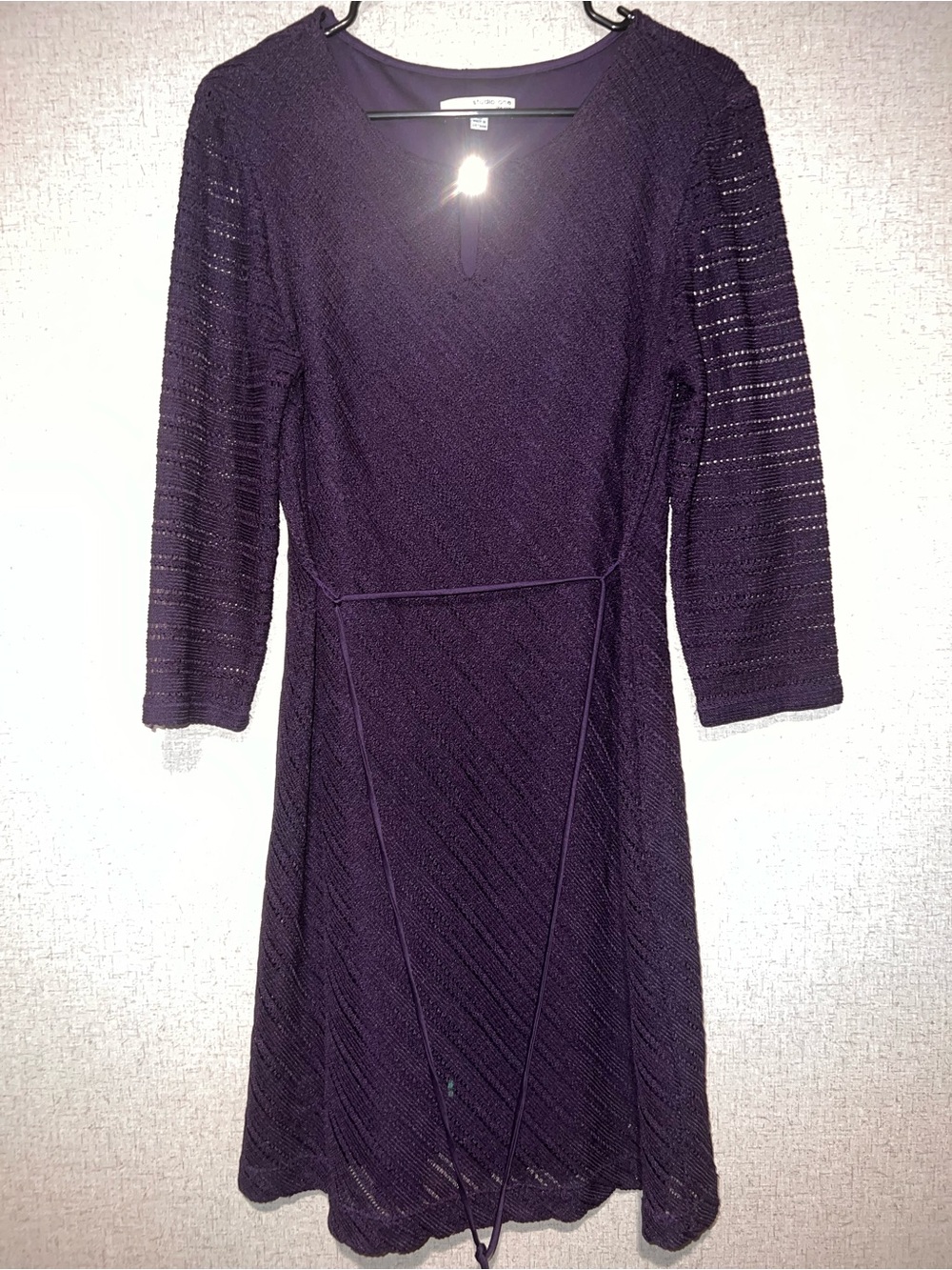 Elegant Deep Purple Knit Dress with Three-Quarter Sleeves